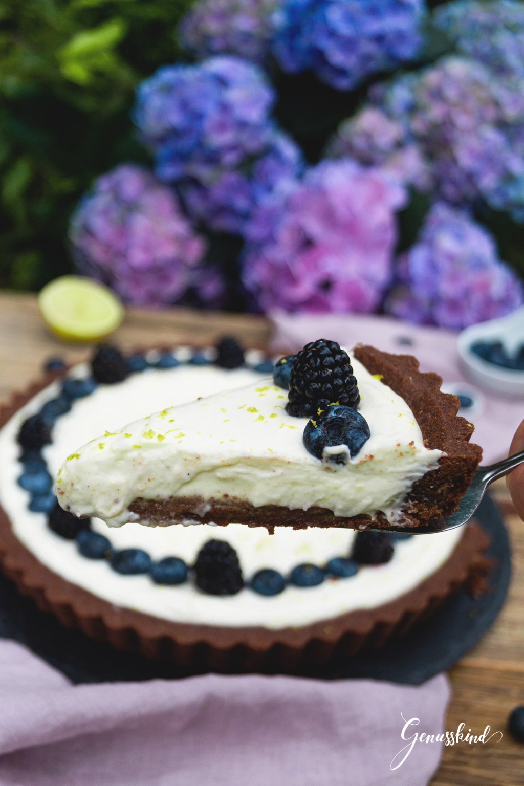 Limettentarte mit Beeren - Genusskind