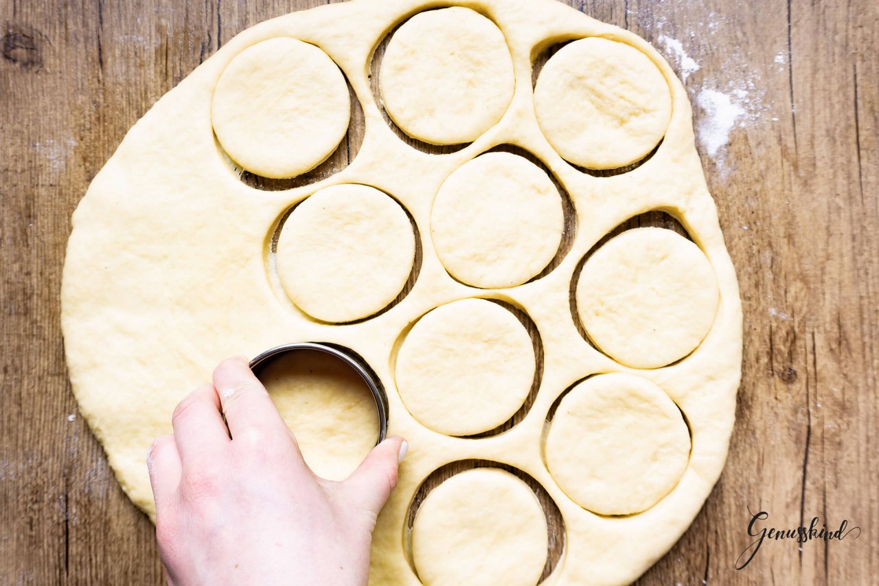 Faschingskrapfen-Step-by-Step1