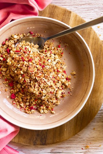 Berry-Granola