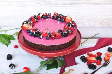 schokotorte-waldbeermousse-glutenfrei