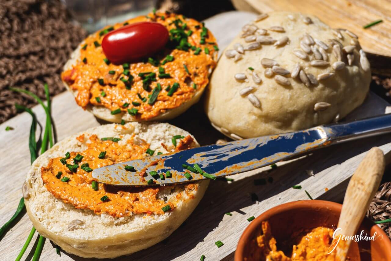 herzhafte-picknick-rezepte-dinkel-buttermilch-brötchen