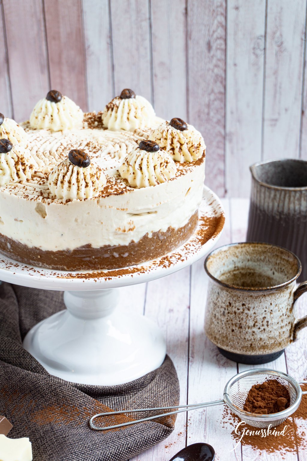 Eiskaffee Eistorte - Der perfekte Sommergenuss - Genusskind