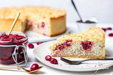 Mohn-Kirsch Kuchen mit Streuseln