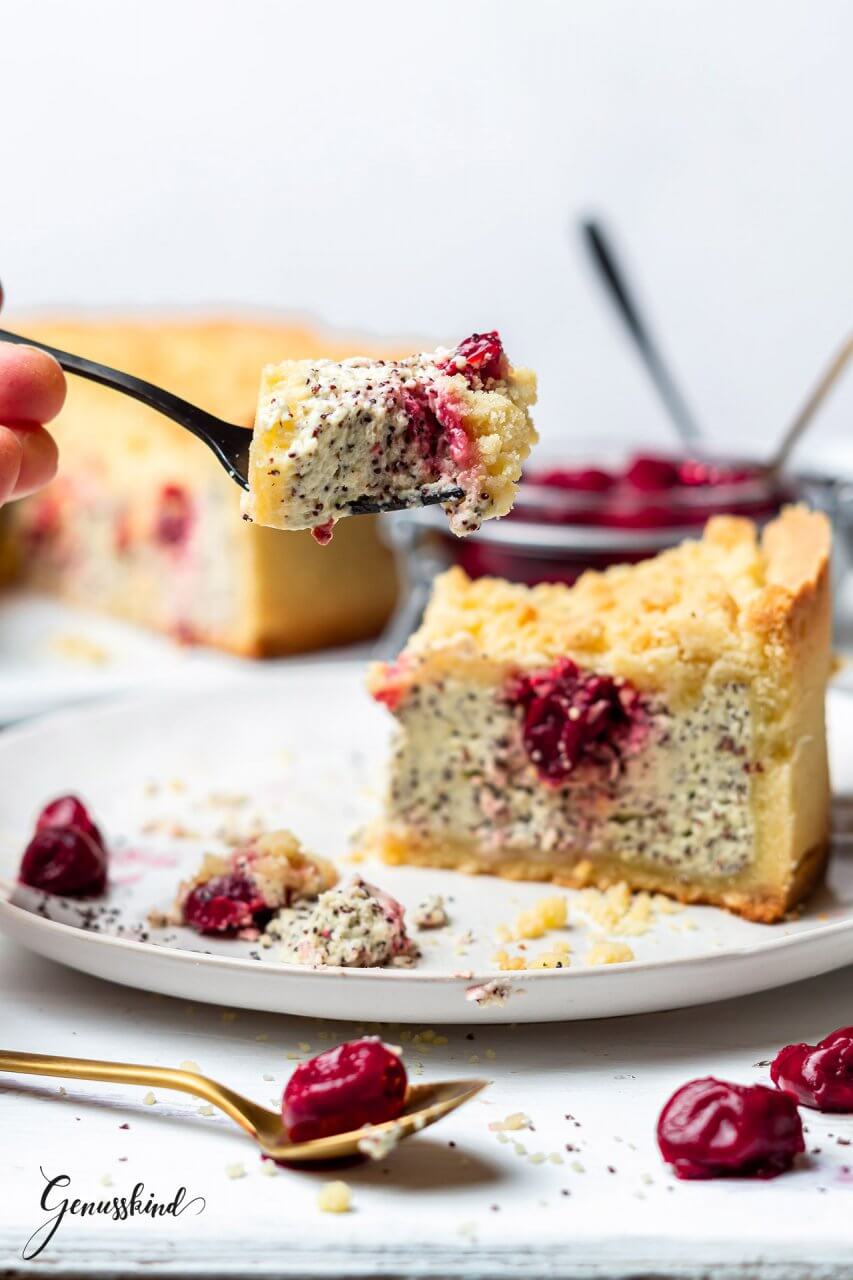 Mohn-Kirsch-Kuchen mit Streuseln - Genusskind