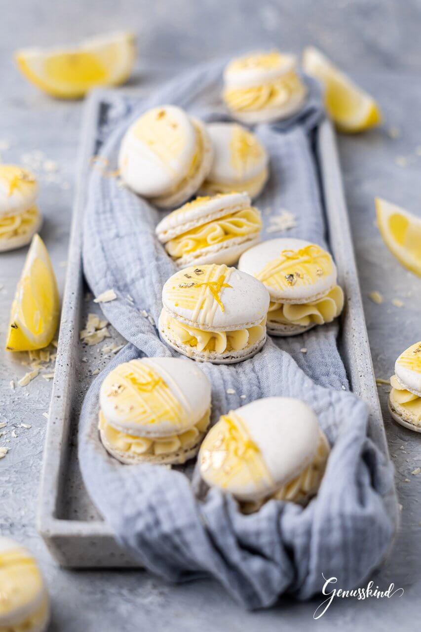white-chocolate-lemon-macarons2