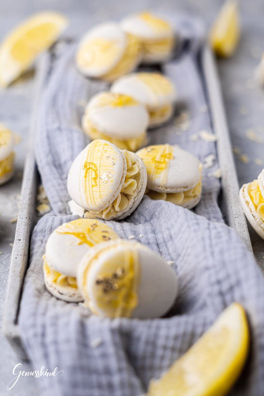 white-chocolate-lemon-macarons3