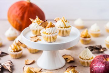 Apfel-Kürbis Cupcakes mit Karamell