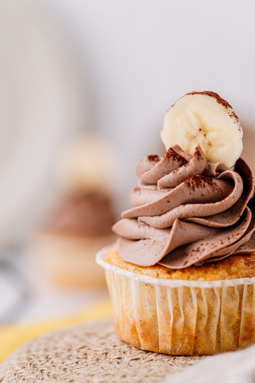 Bananenbrot Cupcakes mit Schokotopping