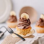 Bananenbrot Cupcakes mit Schokotoppings