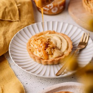 Exotische Bienenstich Tartelettes